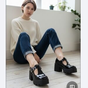 Steve Madden Glossy Black Platform Shoes